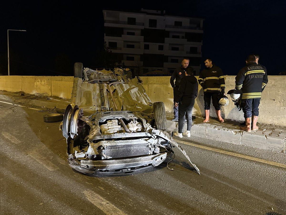 Kastamonu'da taklalar atan araçta, burnu bile kanamadı