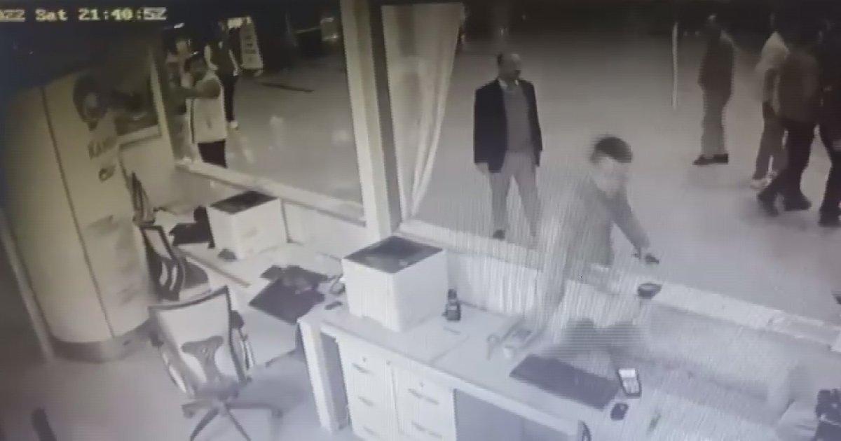 Kayseri'de bilet fiyatlarını düşük tutan firmanın yazıhanesine saldırdılar