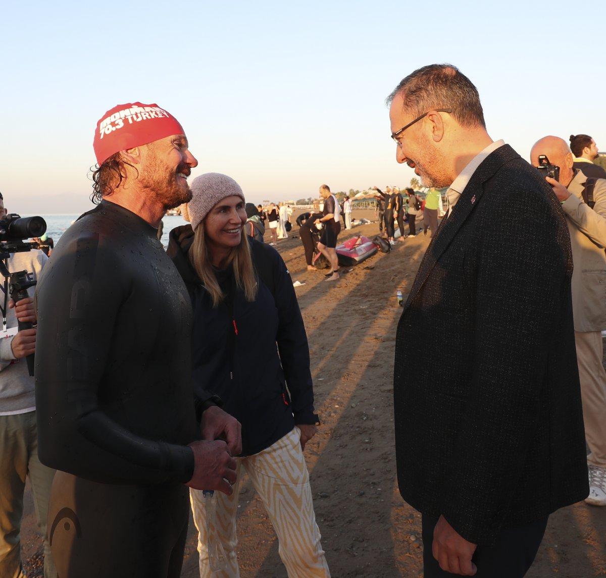 Mehmet Muharrem Kasapoğlu, Antalya'da 4 farklı spor branşını yerinde takip etti