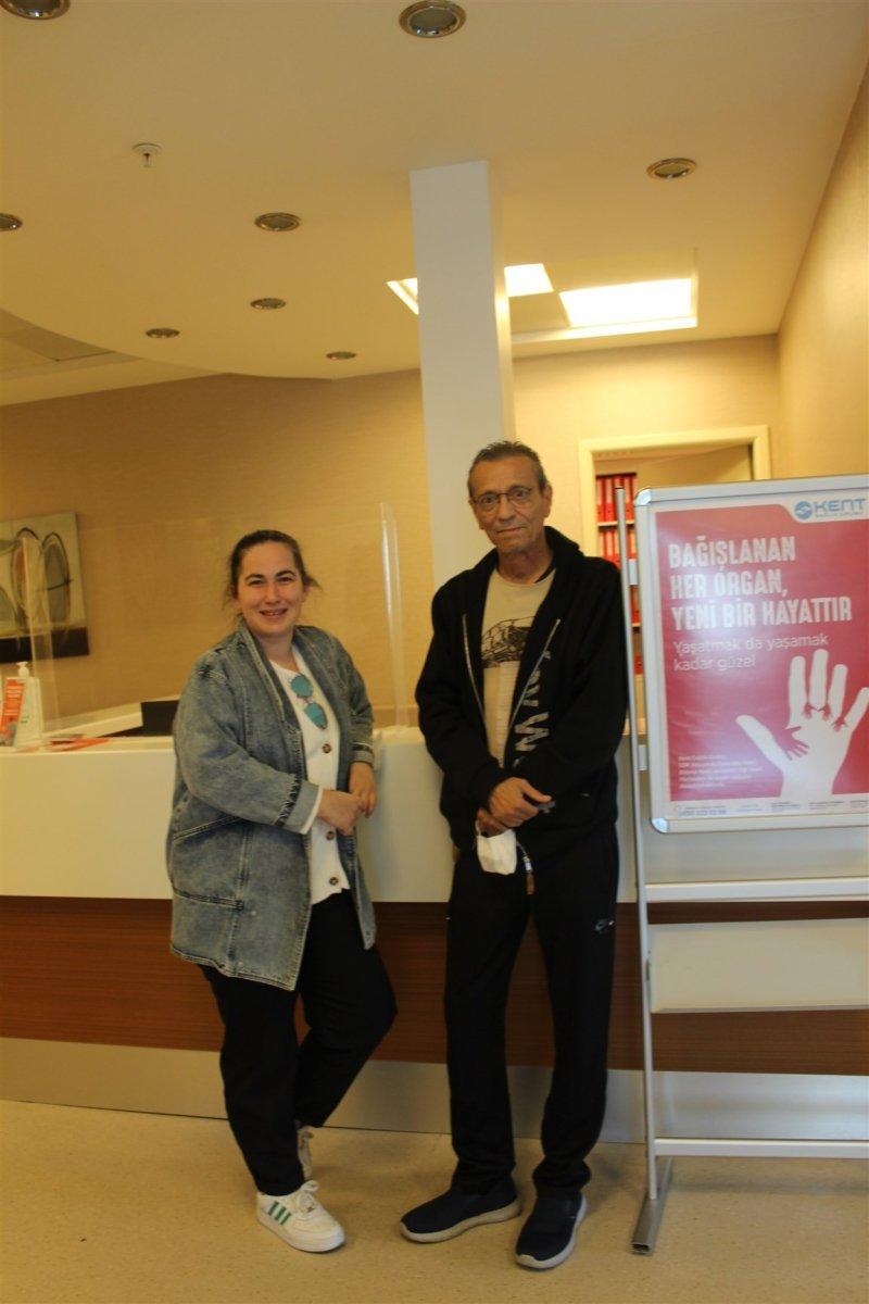 İzmir'de eski eşini yalnız bırakmayan kadın donör oldu