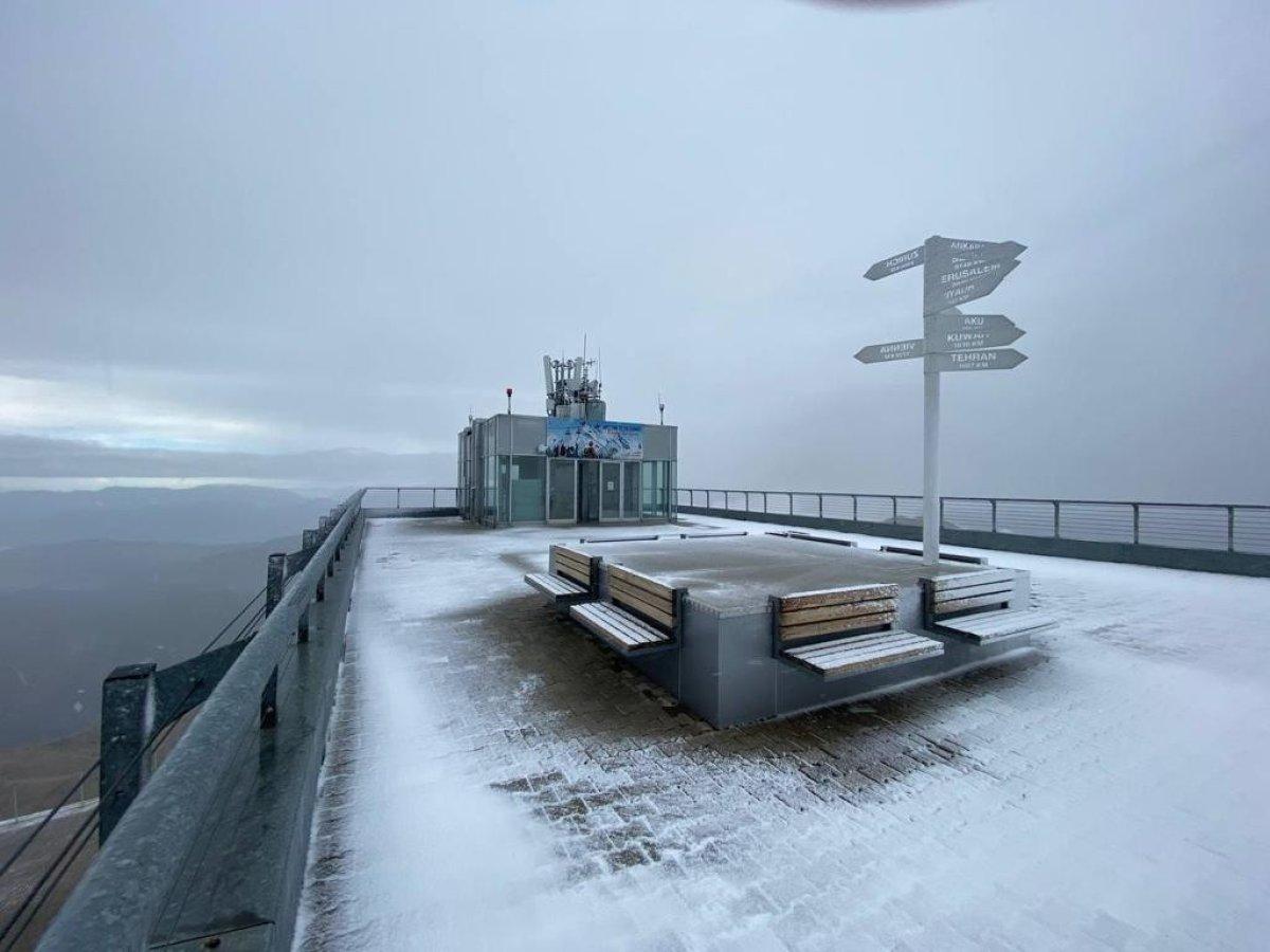 Antalya'da yılın ilk karı yağdı