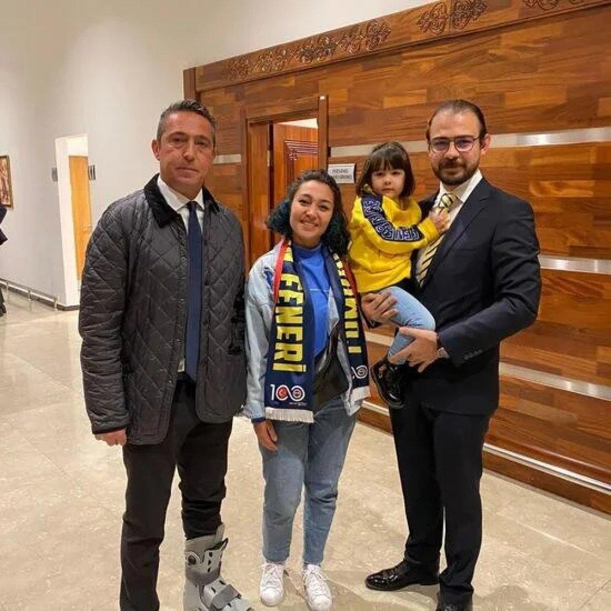 Ali Koç'un ayağı kırıldı