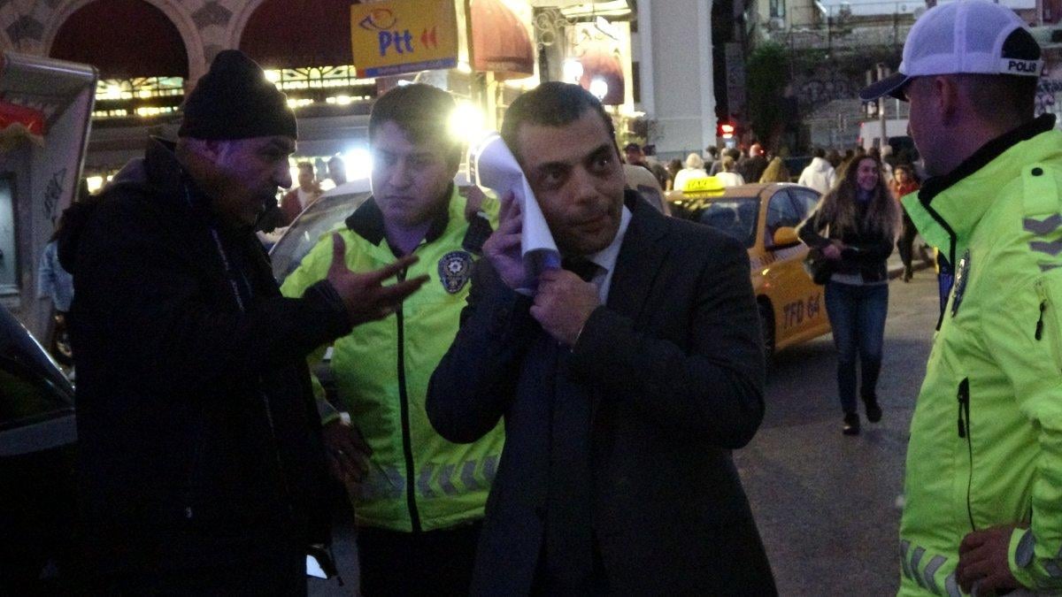 İstanbul'da ciple tramvay yoluna girdi