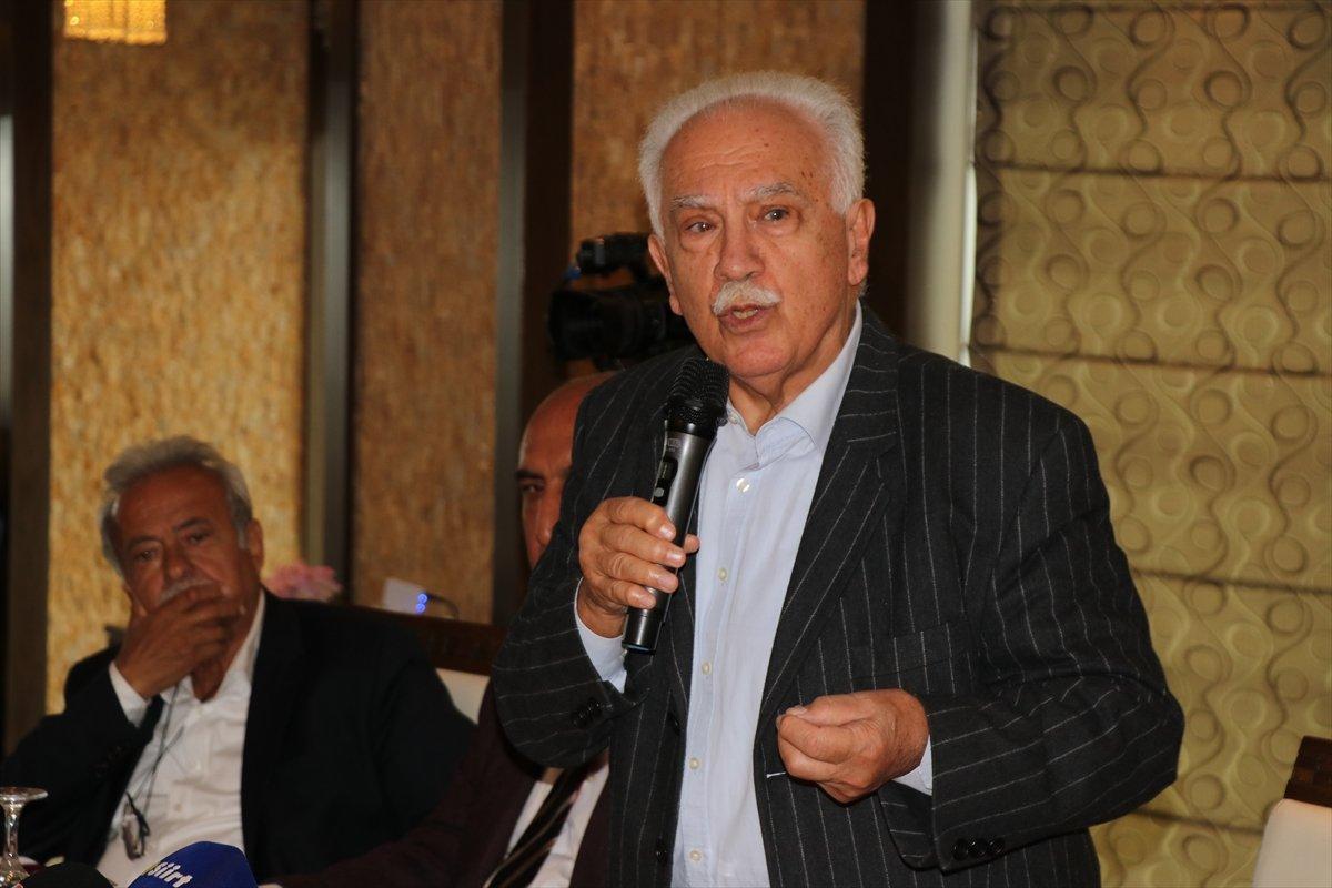 Doğu Perinçek: Esad'ın davetlisi olarak Suriye'ye gidiyoruz