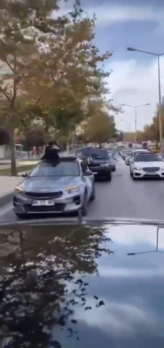 Sultanbeyli'de konvoy dehşeti: Aracından dışarıya ateş açtı