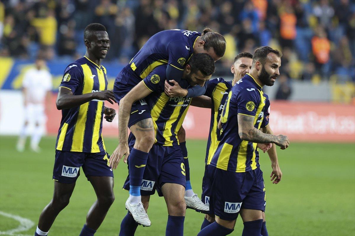 Ankaragücü, Amedspor karşısında farklı kazandı