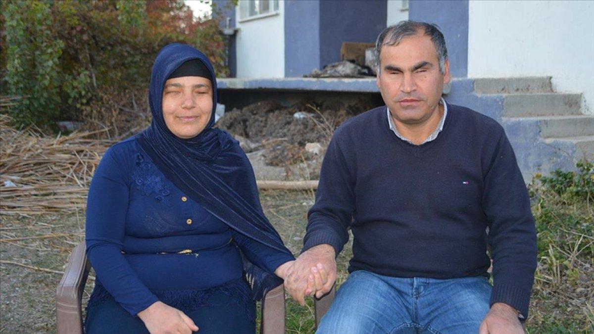 Afyonkarahisar'da görme engelli çift hayatlarını sevgileriyle aydınlatıyor