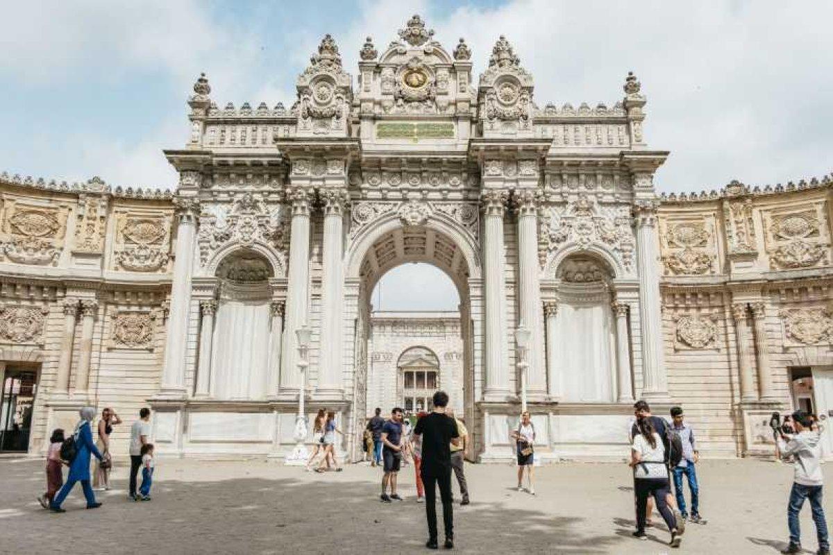 Dolmabahçe Sarayı zirayet saatleri 2022: 10 Kasım'da Dolmabahçe açık mı?
