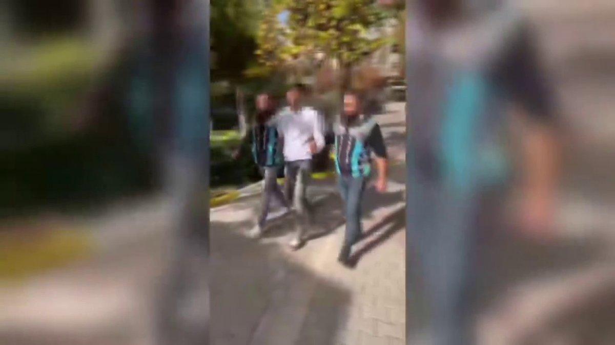 Maltepe’de, trafikte makas atan ehliyetsiz sürücü kamerada