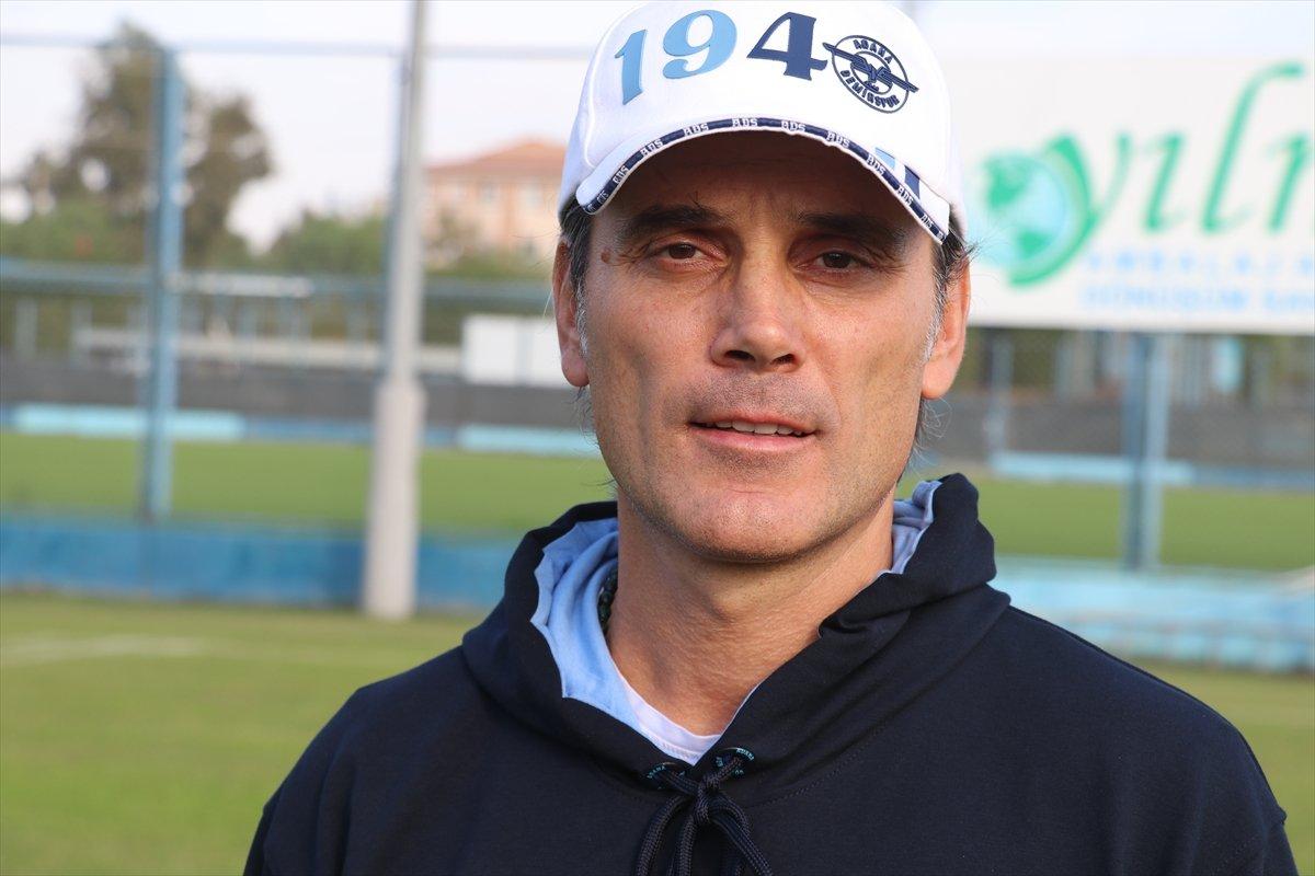 Montella: Dzyuba, burada çok alan bulabileceğini hissetmemiş