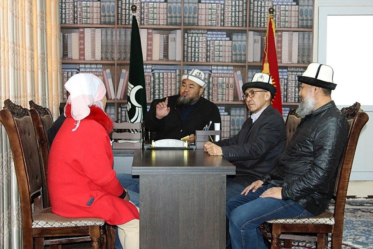 Belçikalı adam aşık olduğu kadın için Müslüman oldu