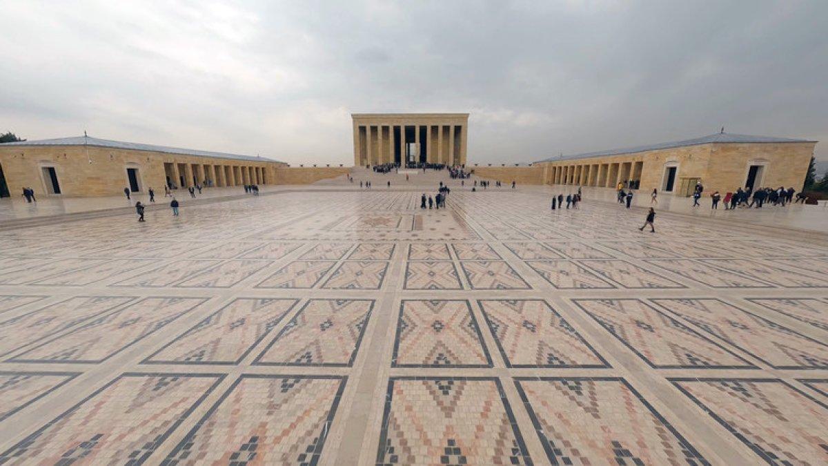 Atatürk'ün ebedi istirahatgahı Anıtkabir FPV drone'la görüntülendi