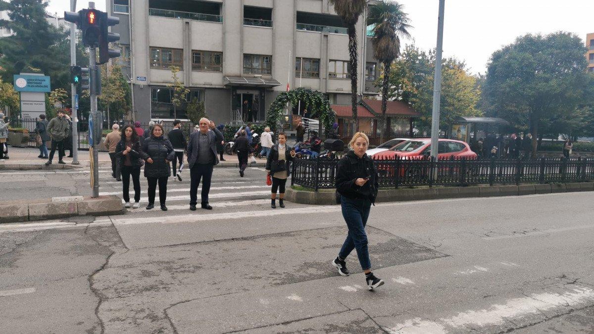 Samsun'da 75 yayaya ışık ihlali cezası