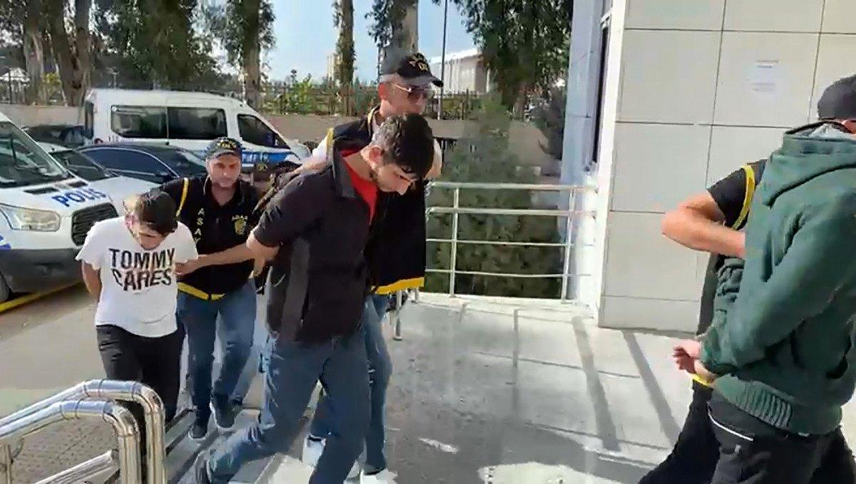 Adana’da sokak ortasında çatışma