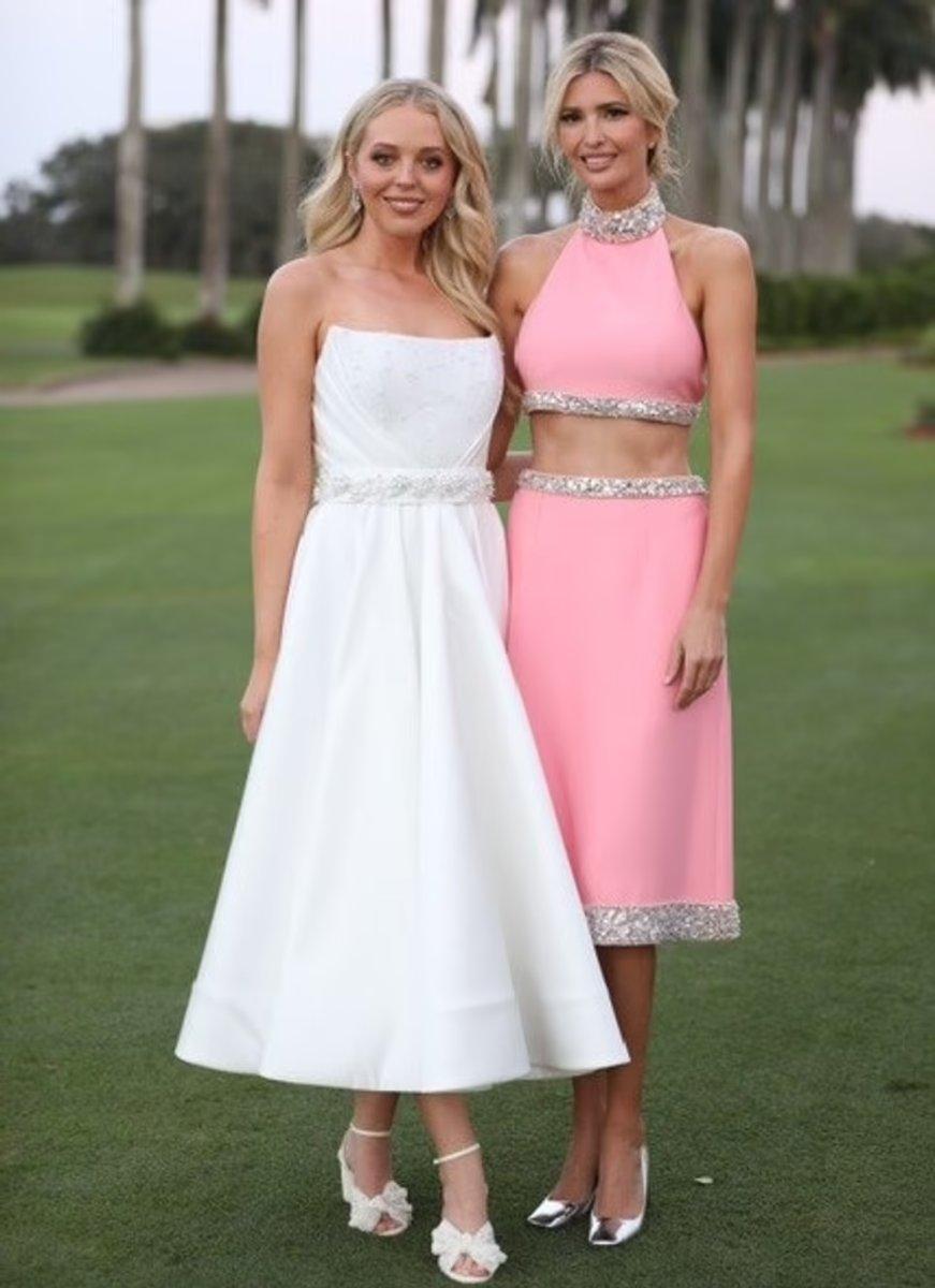 Donald Trump, eski eşi Marla Maples ile poz verdi