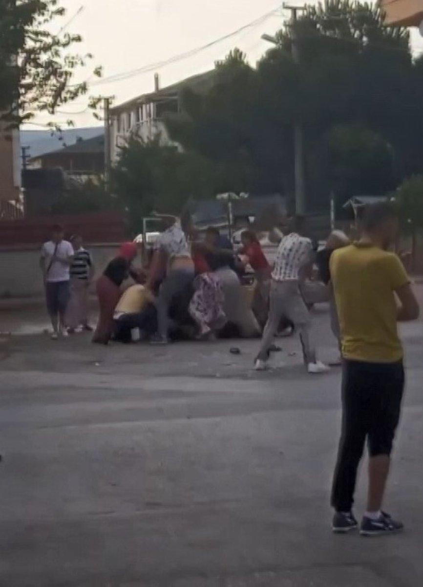 Kocaali'de takı kavgası yüzünden 1 kişinin öldüğü husumetli aile barıştı