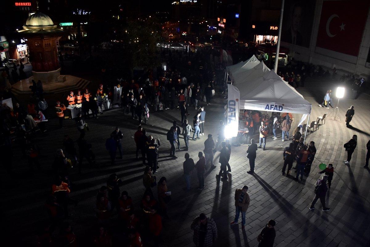 Ülke genelinde 'çök-kapan-tutun' tatbikatı