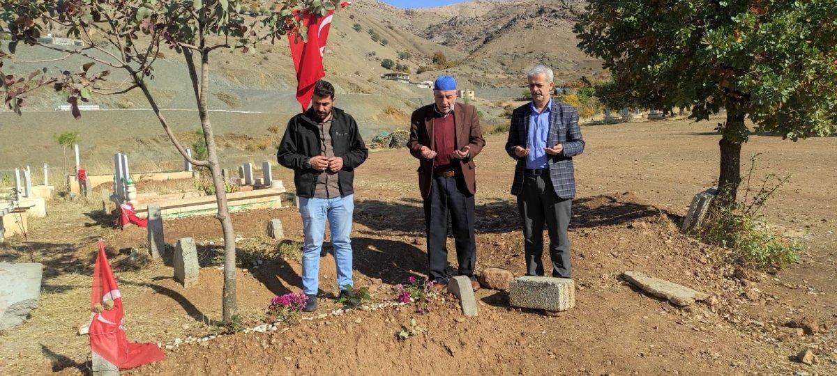 Batmanlı şehit babaları askerlerin Uzmanlar Çavuşlar Günü'nü kutladı