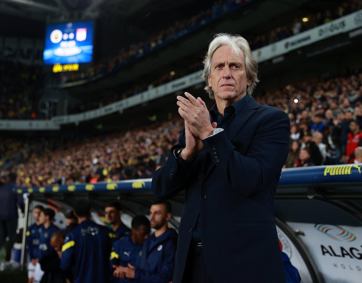 Jorge Jesus'un takım içi kuralları belli oldu