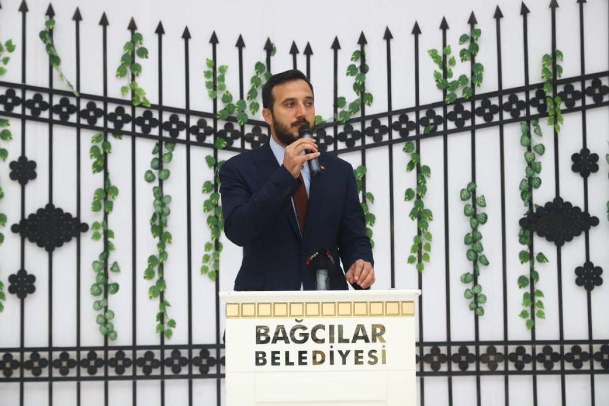 Bağcılar'da 15 çift toplu düğün şöleniyle dünya evine girdi
