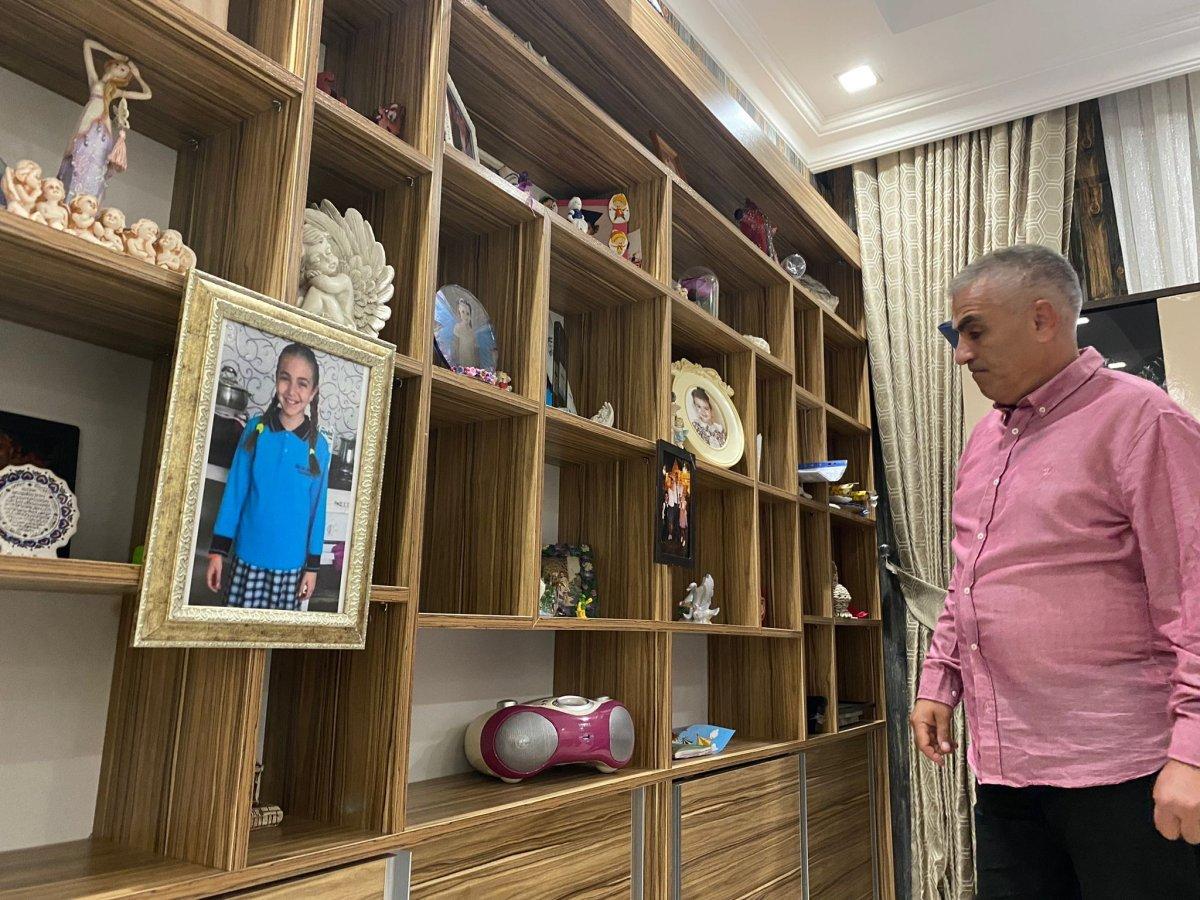 Antalya'da sokak köpekleri nedeniyle çocuğunu kaybeden babanın kurduğu dernek