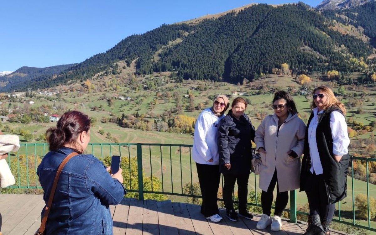 Artvin'de sonbahar renkleri görsel şölen sundu