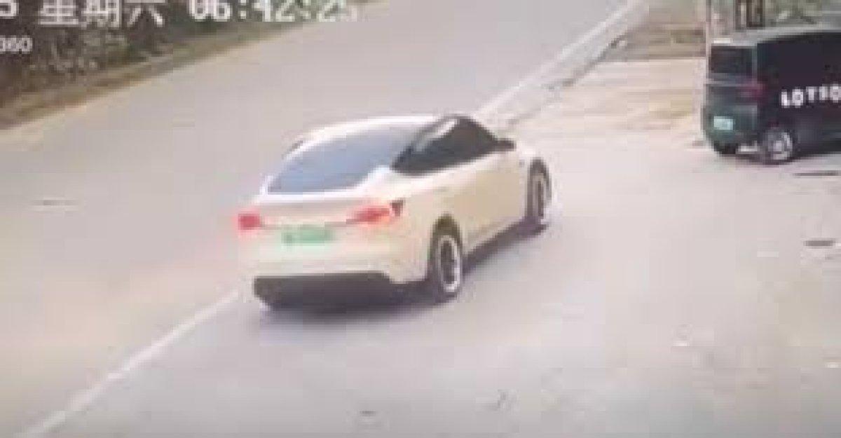 Çin'de Tesla kontrolünü kaybetti: 2 ölü, 3 yaralı