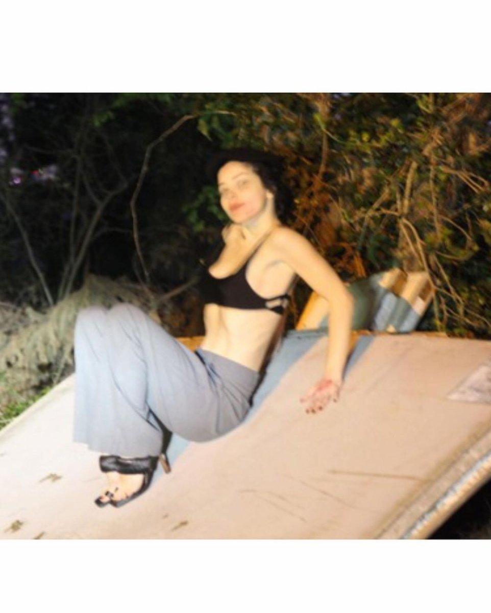 Merve Boluğur, yine isyanda