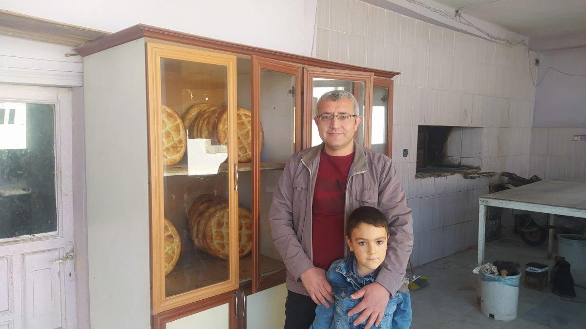 Sivas'ta ayı şehir merkezine indi: O anlar kameralara yansıdı