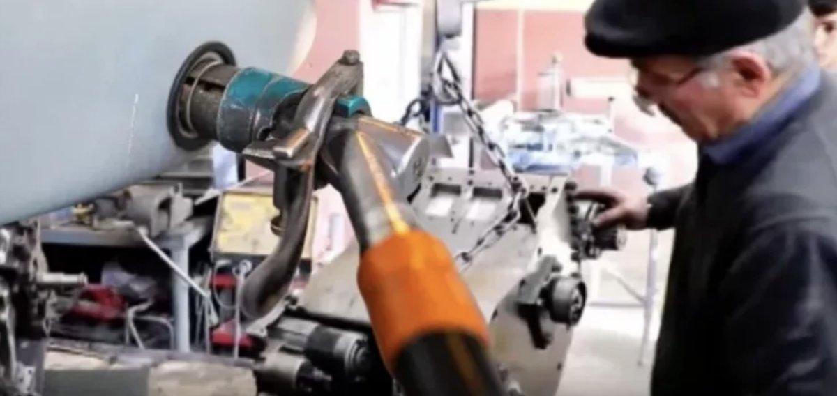 Otomobillere LPG takan mucitten benzin buharıyla çalışan motor