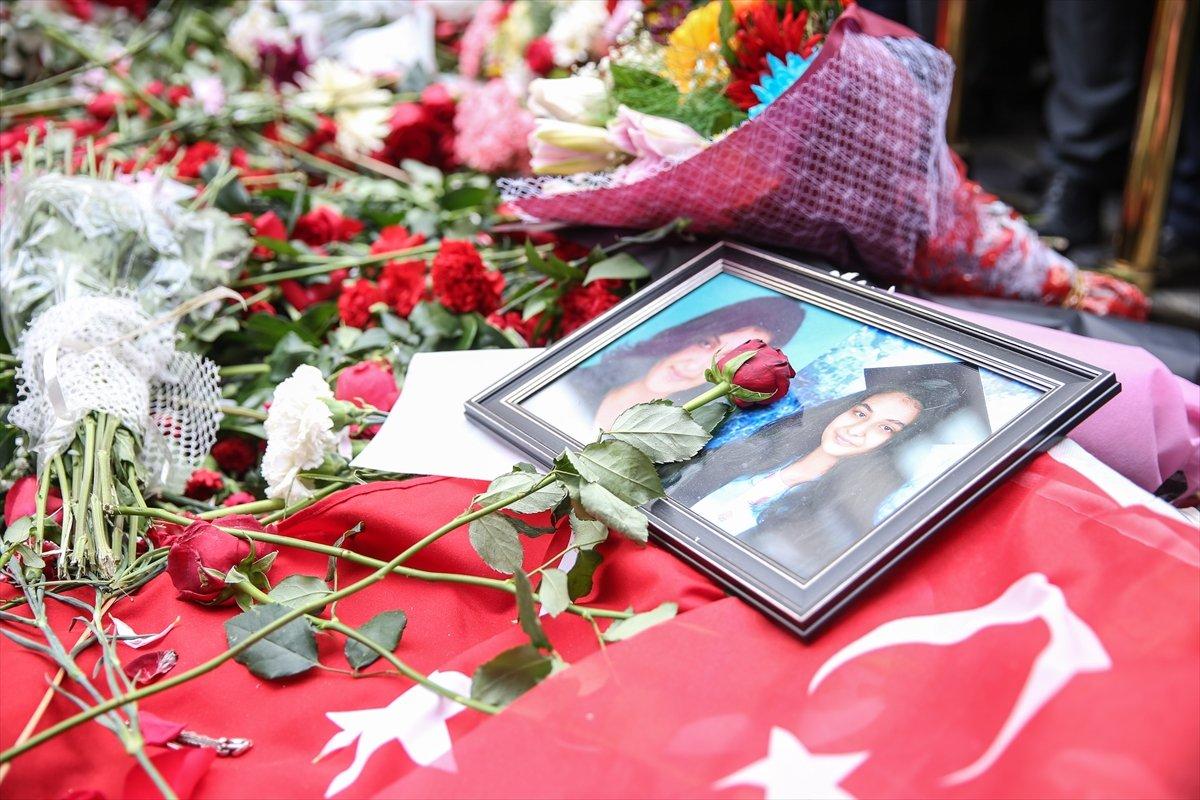 Taksim'de terör saldırısında hayatını kaybedenler anılıyor