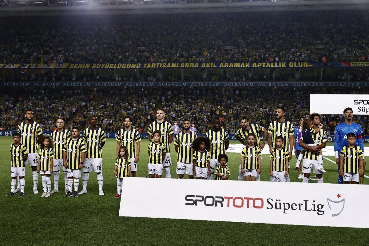 Yılmaz Vural: Maçlardan önce İstiklal Marşı okunmasın