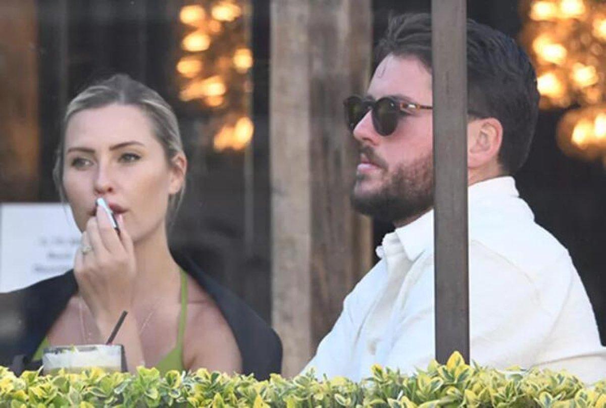 Chloe Loughnan, moral tatilinde