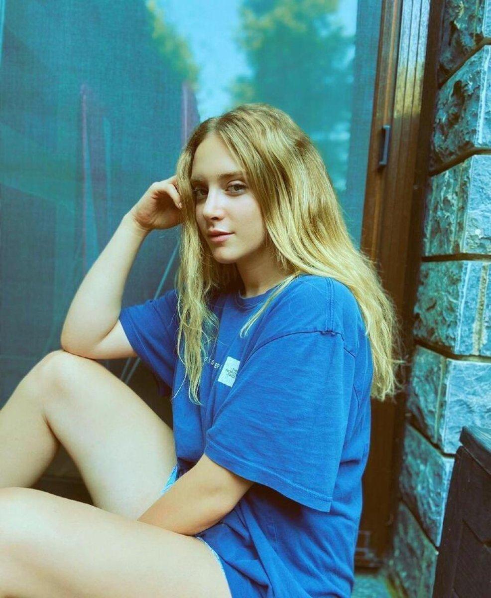 Hayal Köseoğlu: Robotlaştık