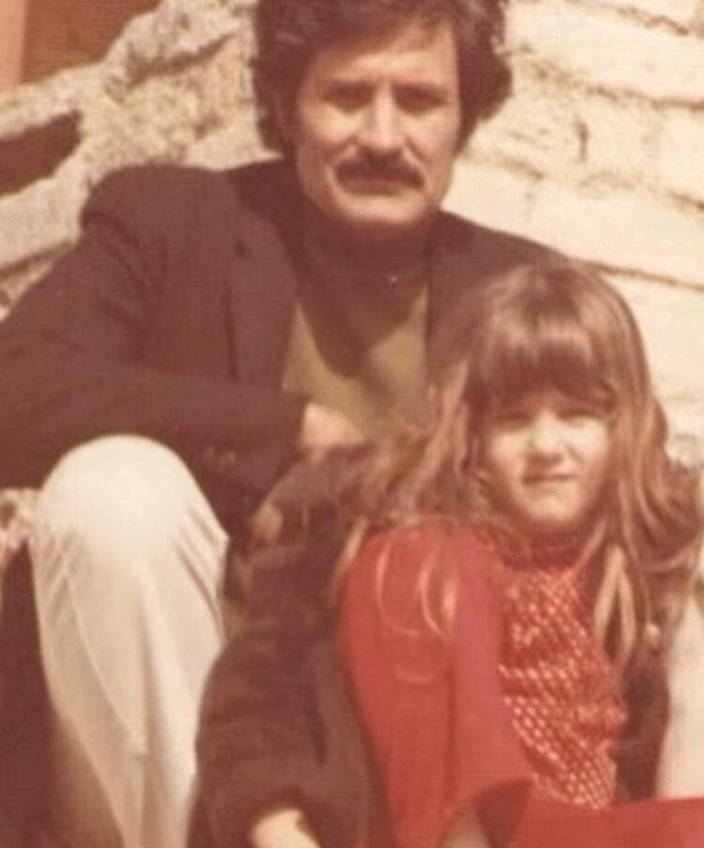 Jennifer Aniston'ın babası John Aniston hayatını kaybetti