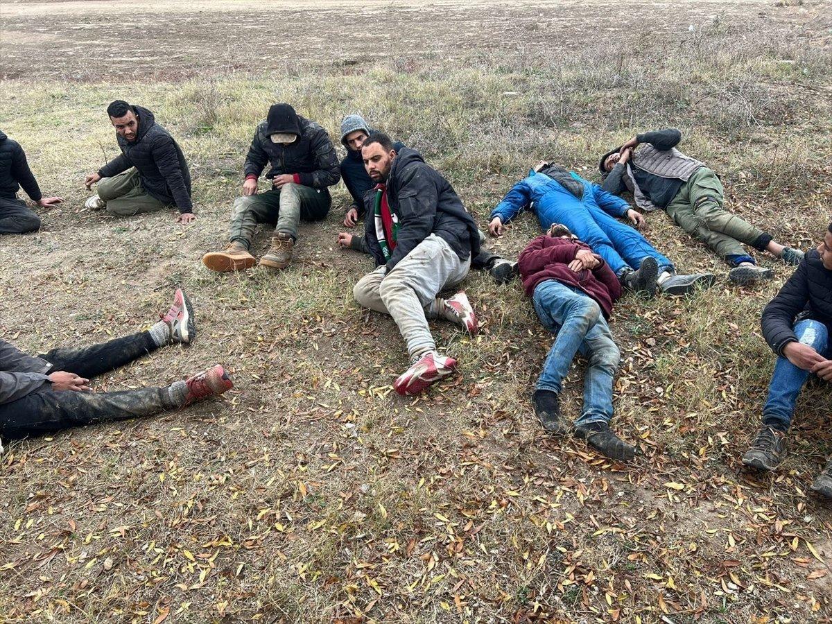 Yunanistan, geri ittiği göçmenlere şiddet uyguladı
