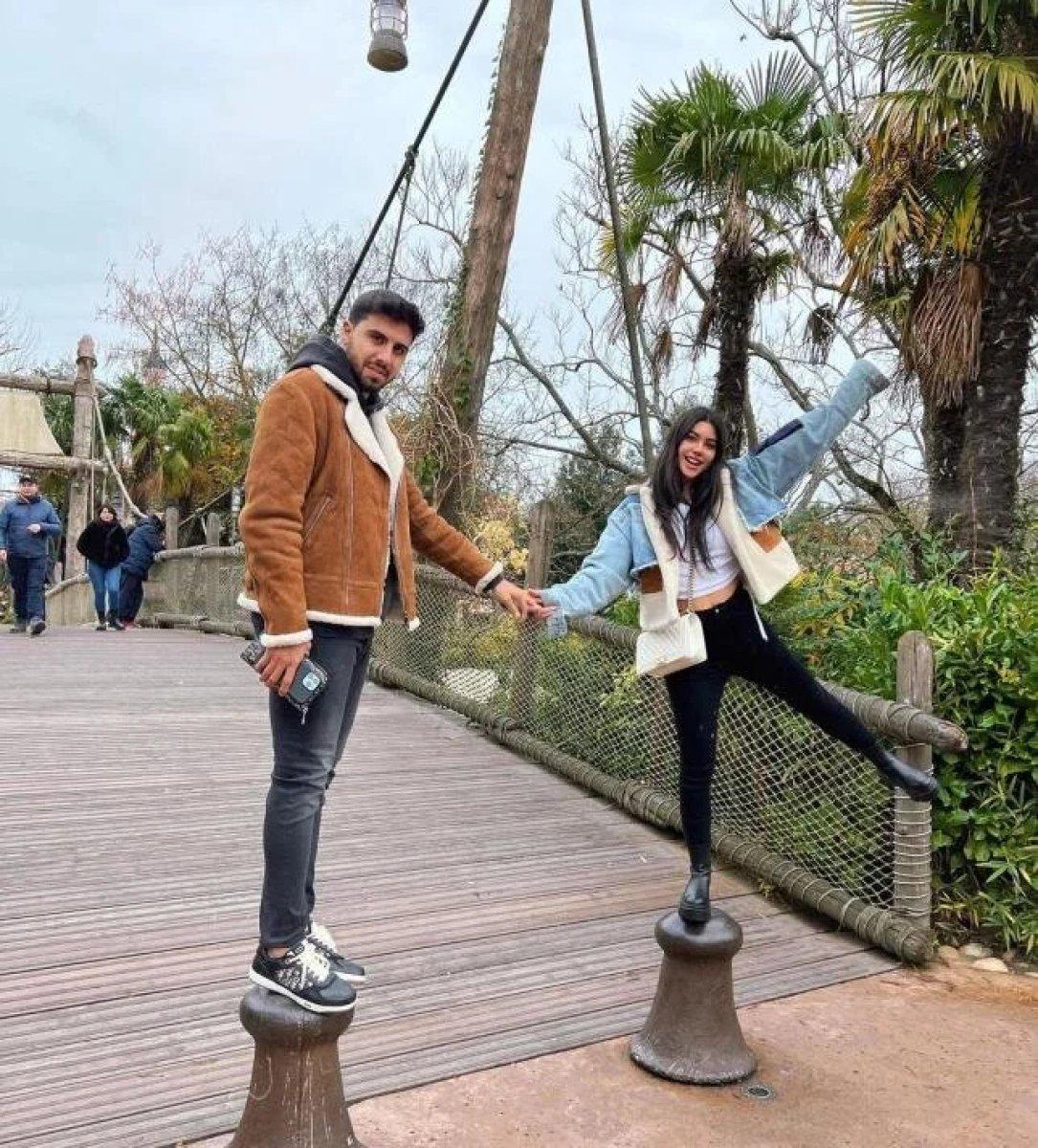 Dünya Kupası'na gidemeyen futbolcular tatilde