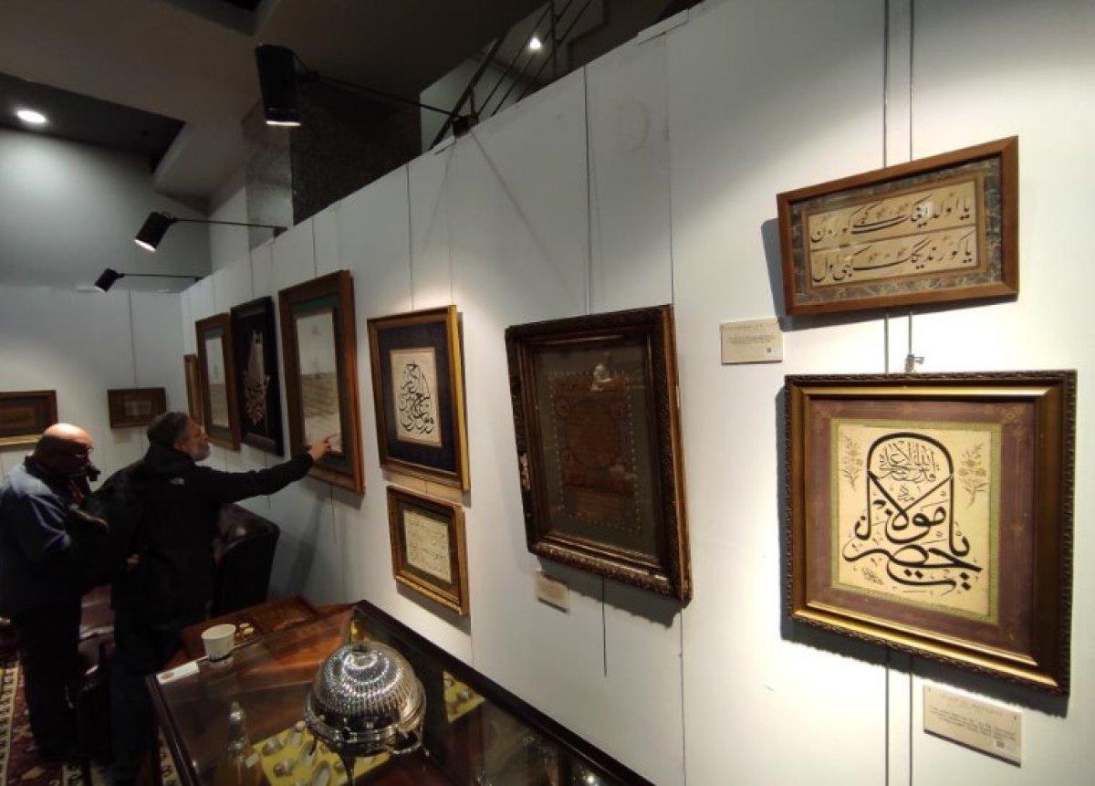 İstanbul'da Osmanlı dönemine ait antikalar görücüye çıktı