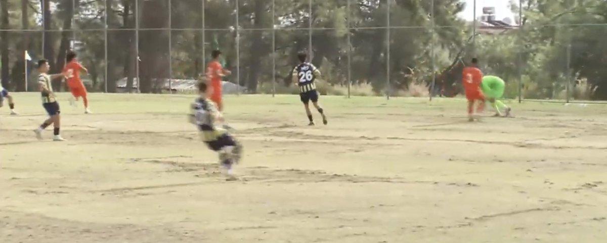 Alanyaspor - Fenerbahçe U19 maçındaki kötü zemin