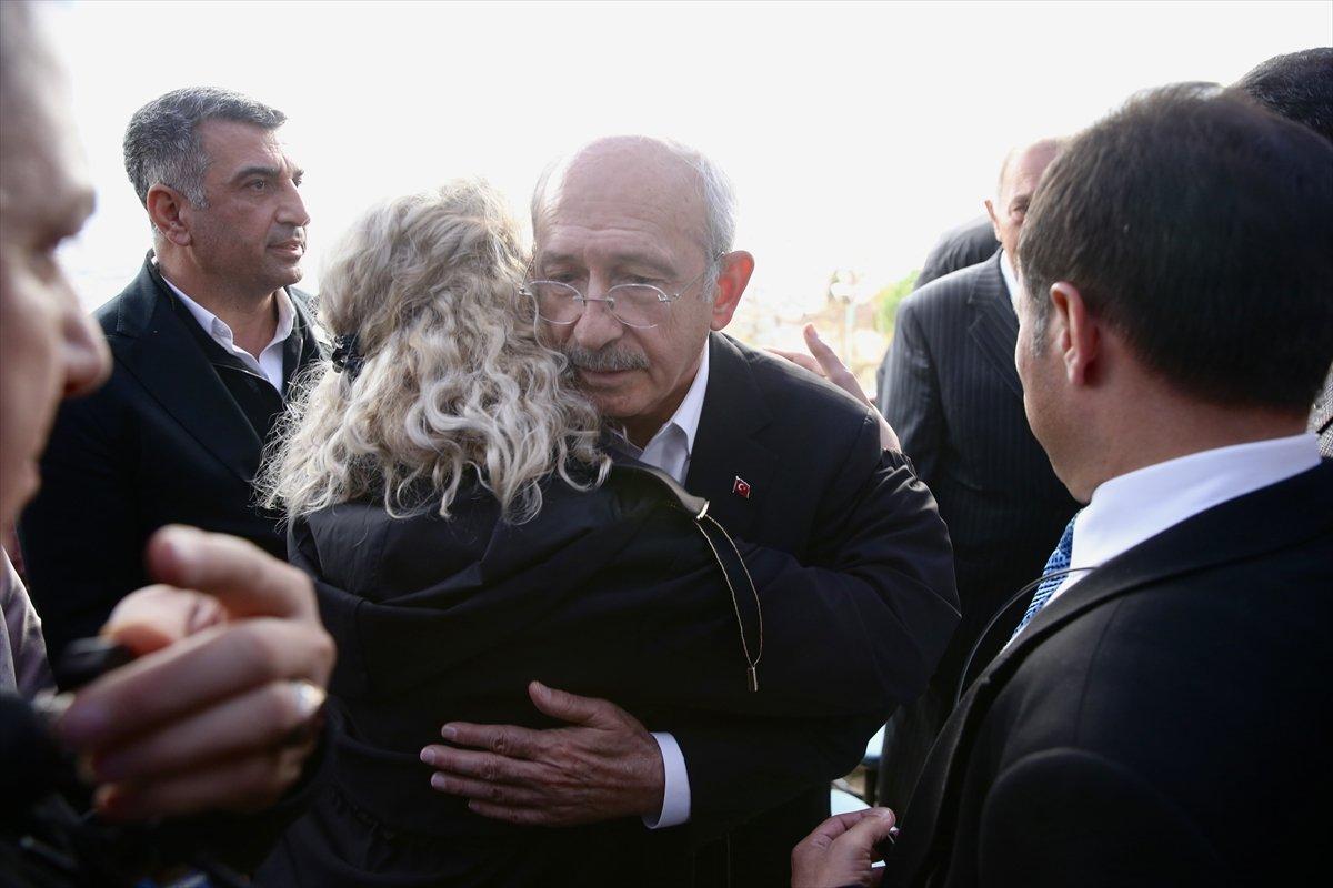 Celal Kılıçdaroğlu, son yolculuğuna uğurlandı