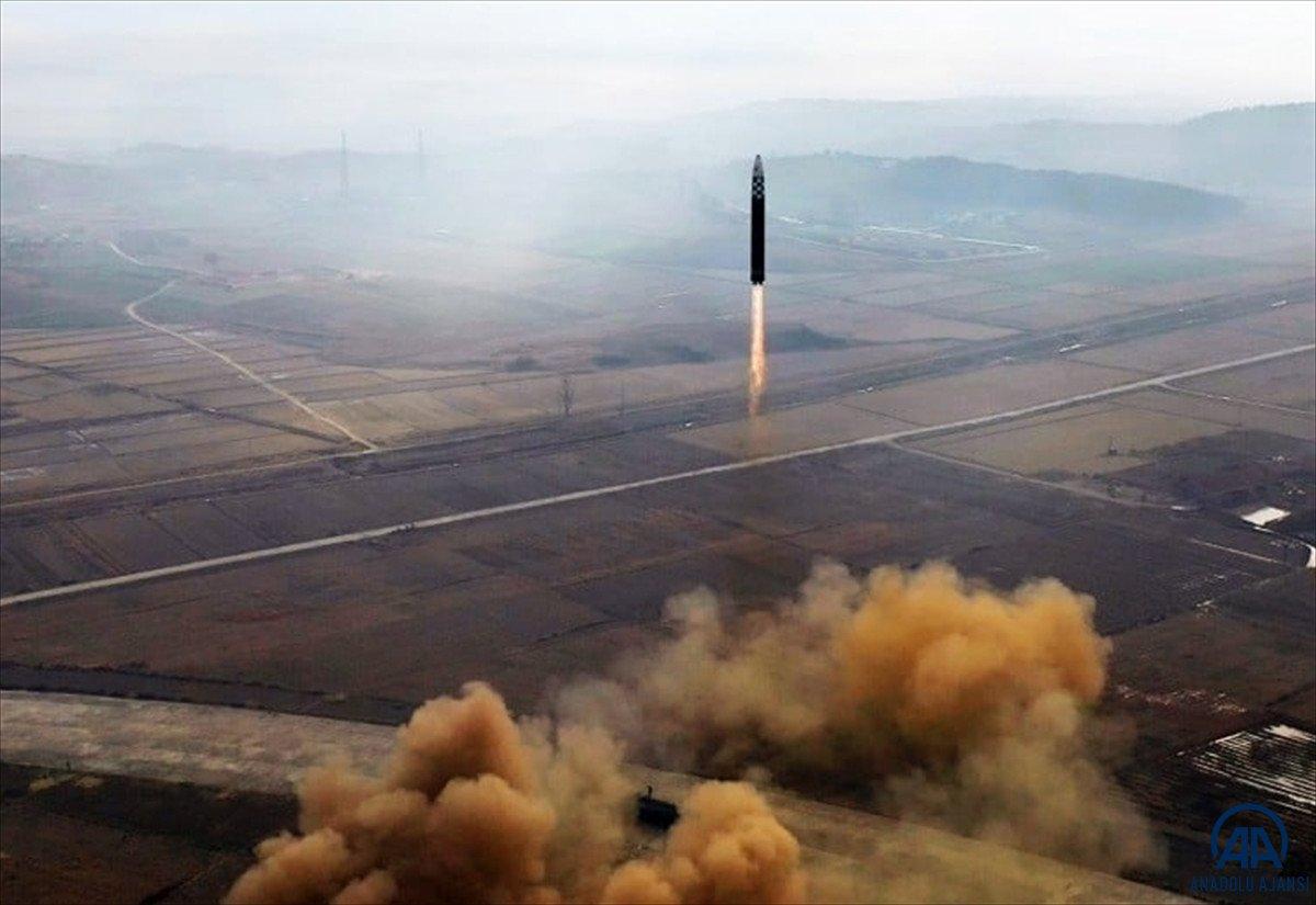 Kuzey Kore lideri Kim Jong-un ilk defa kızıyla görüntülendi