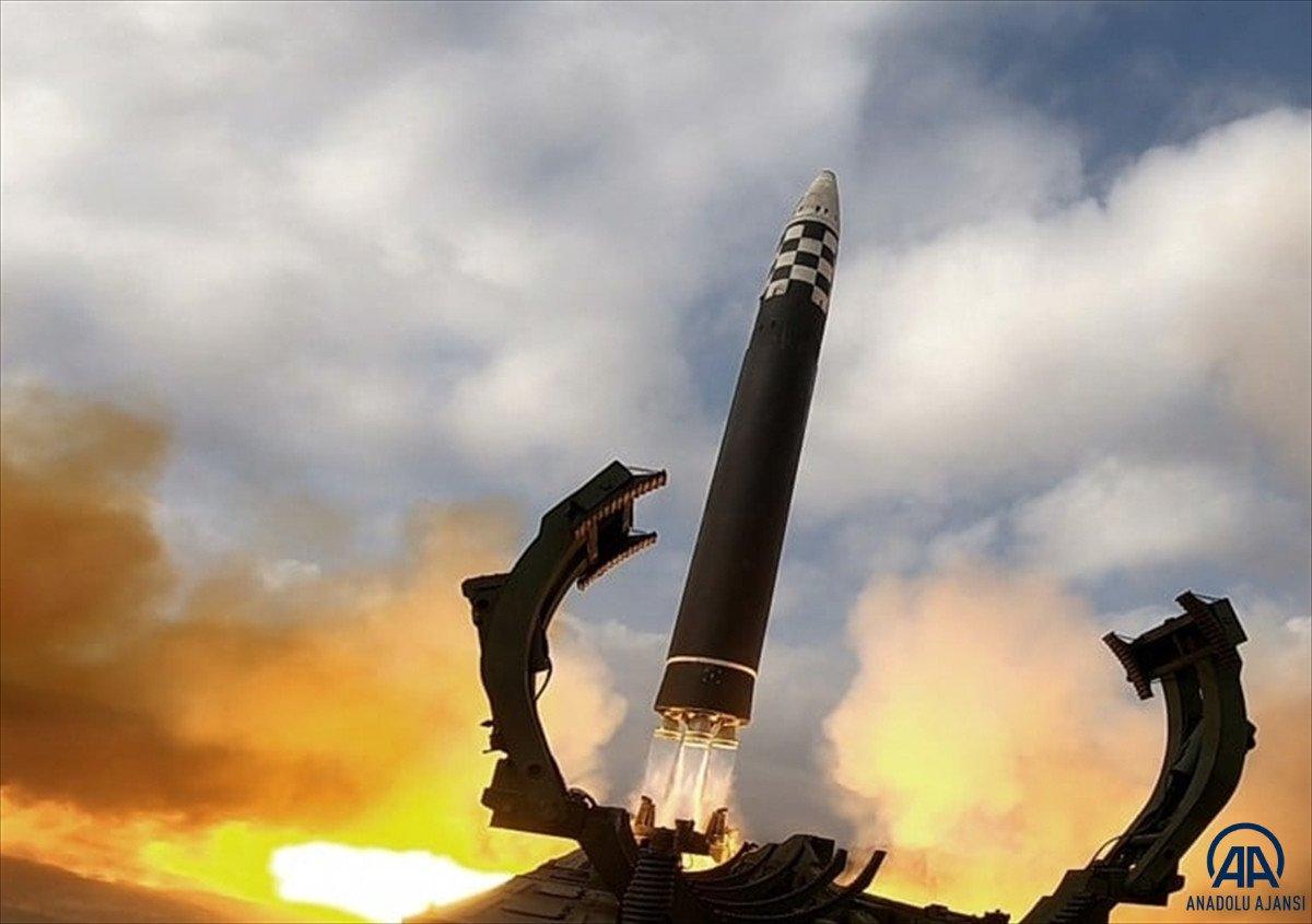 Kuzey Kore lideri Kim Jong-un ilk defa kızıyla görüntülendi