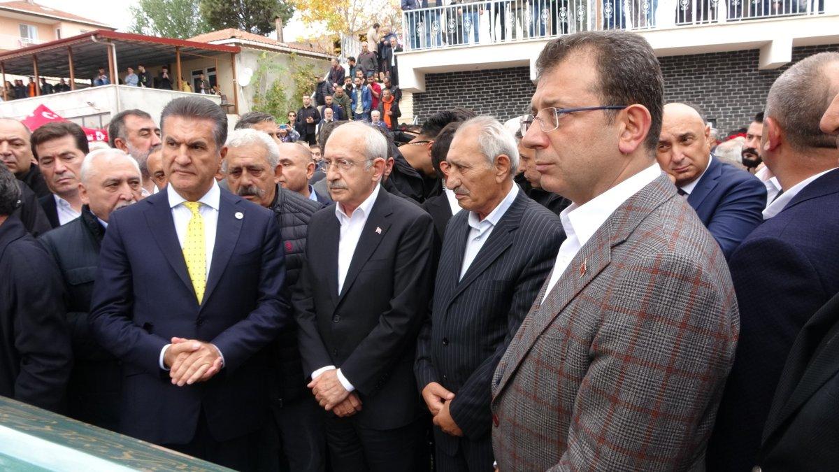 Celal Kılıçdaroğlu, son yolculuğuna uğurlandı