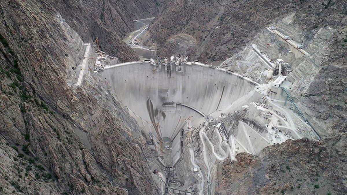 Murat Kurum: Yusufeli'nde toplam 3 bin 205 konut teslim edilecek