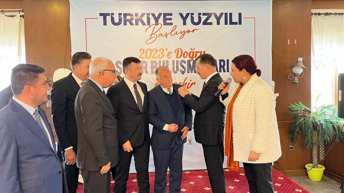 Kırşehir'de CHP, İYİ Parti ve Yeniden Refah’tan AK Parti’ye katılım