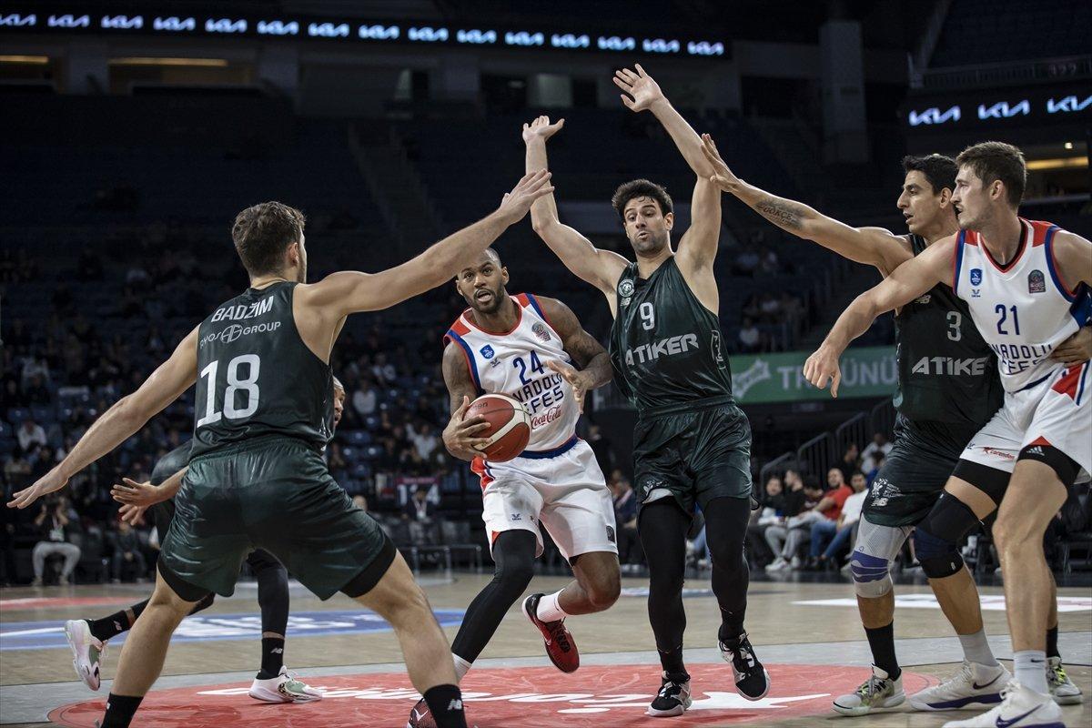 Anadolu Efes, Konyaspor'u mağlup etti