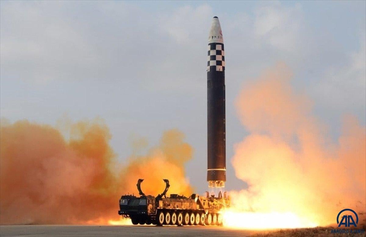 Kuzey Kore lideri Kim Jong-un ilk defa kızıyla görüntülendi