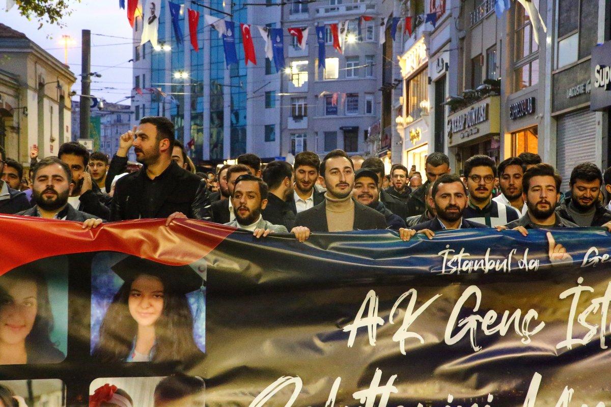 Taksim'de hayatını kaybedenler, AK Gençlik tarafından anıldı