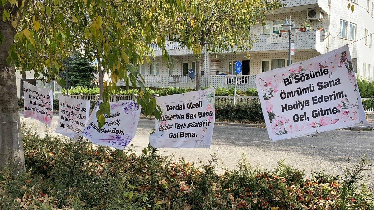 Bursa'da karısında özür dilemek için pankart astı 