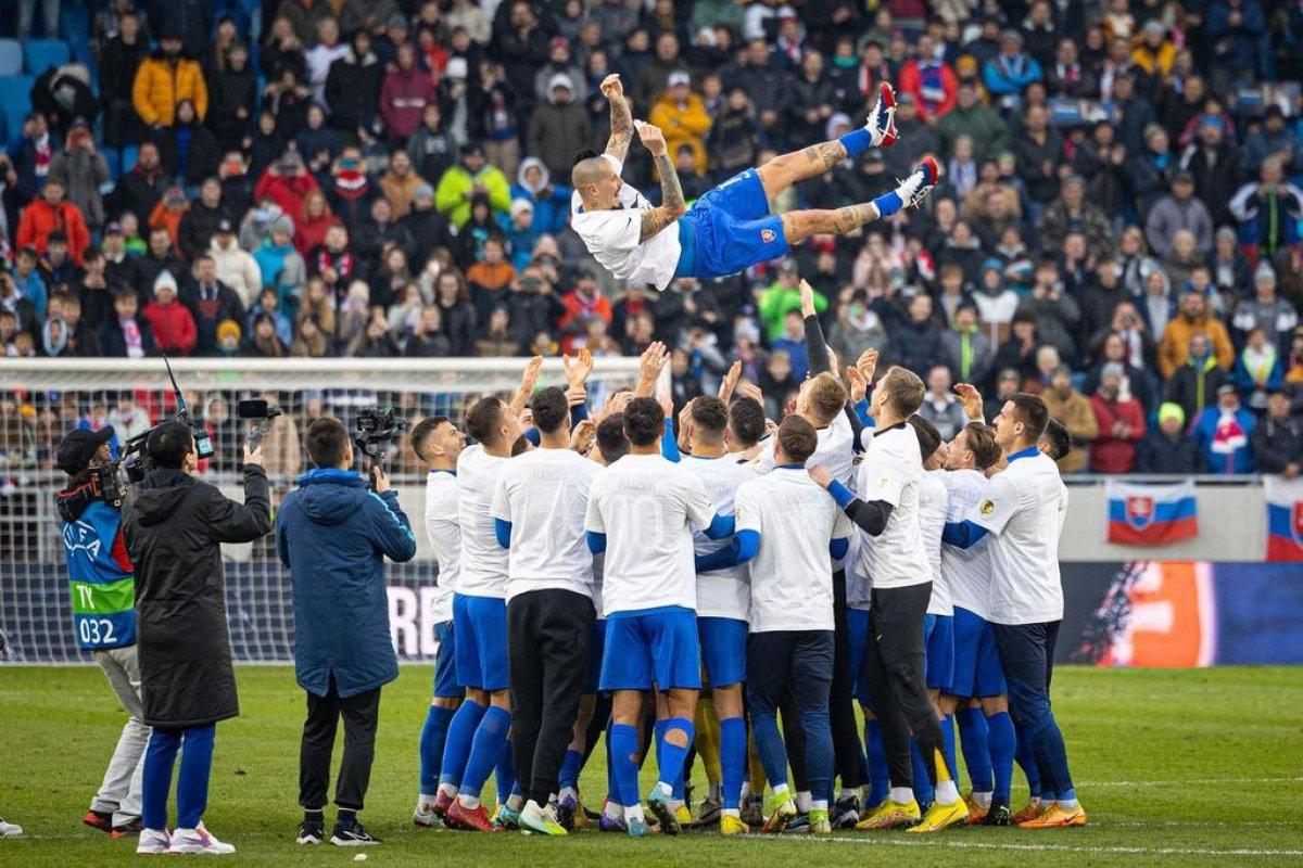 Marek Hamsik, Milli Takım'a veda etti